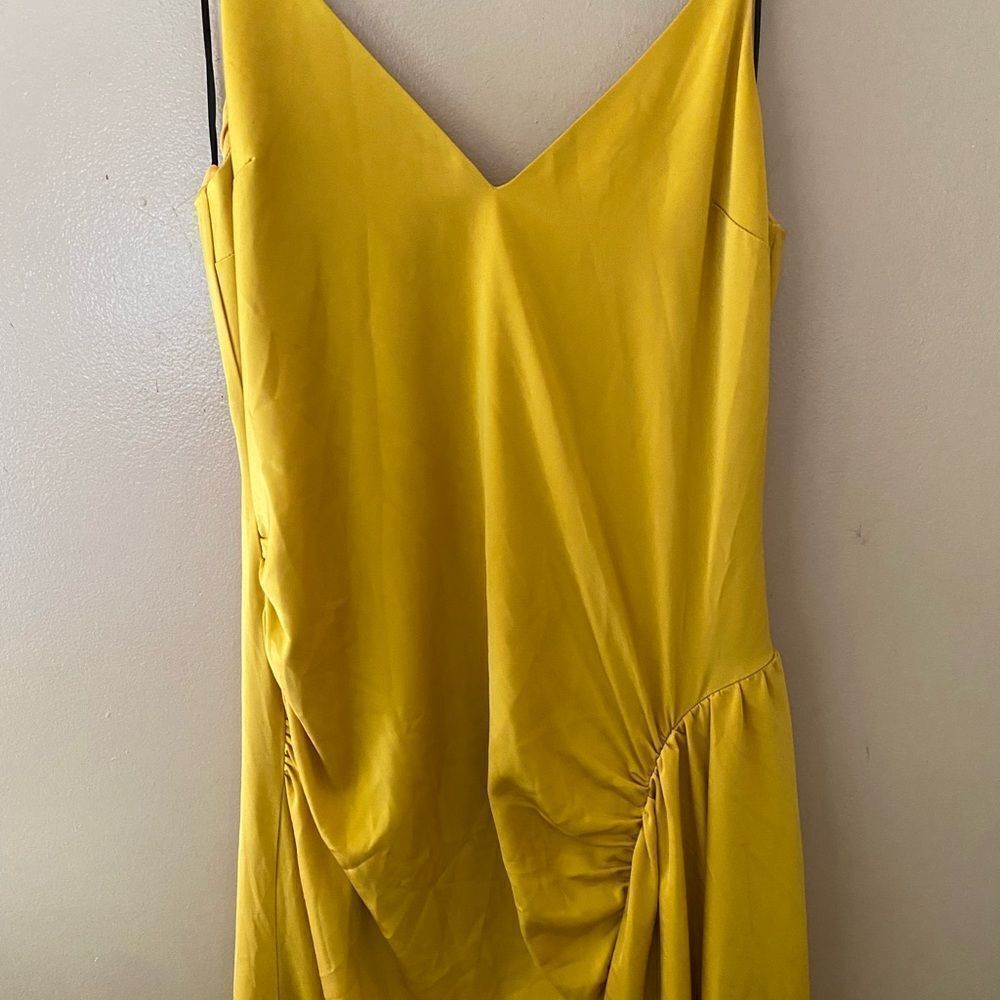 NWT NBD Evangeline gown yellow gold midi slip dress Revolve M - Picture 7 of 10
